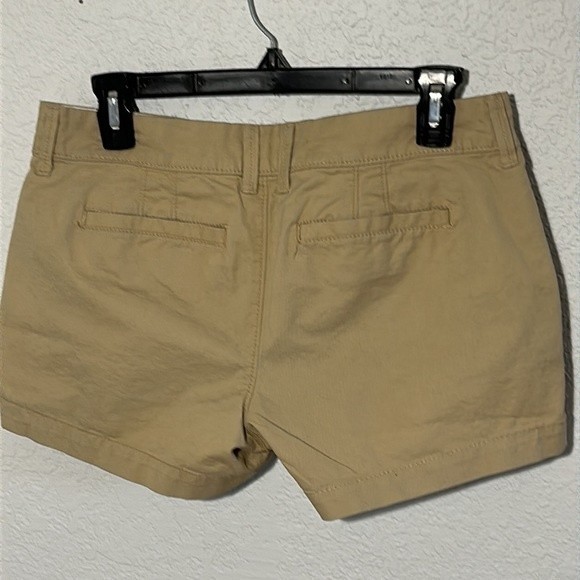 Old Navy Khaki Shorts - Picture 2 of 5